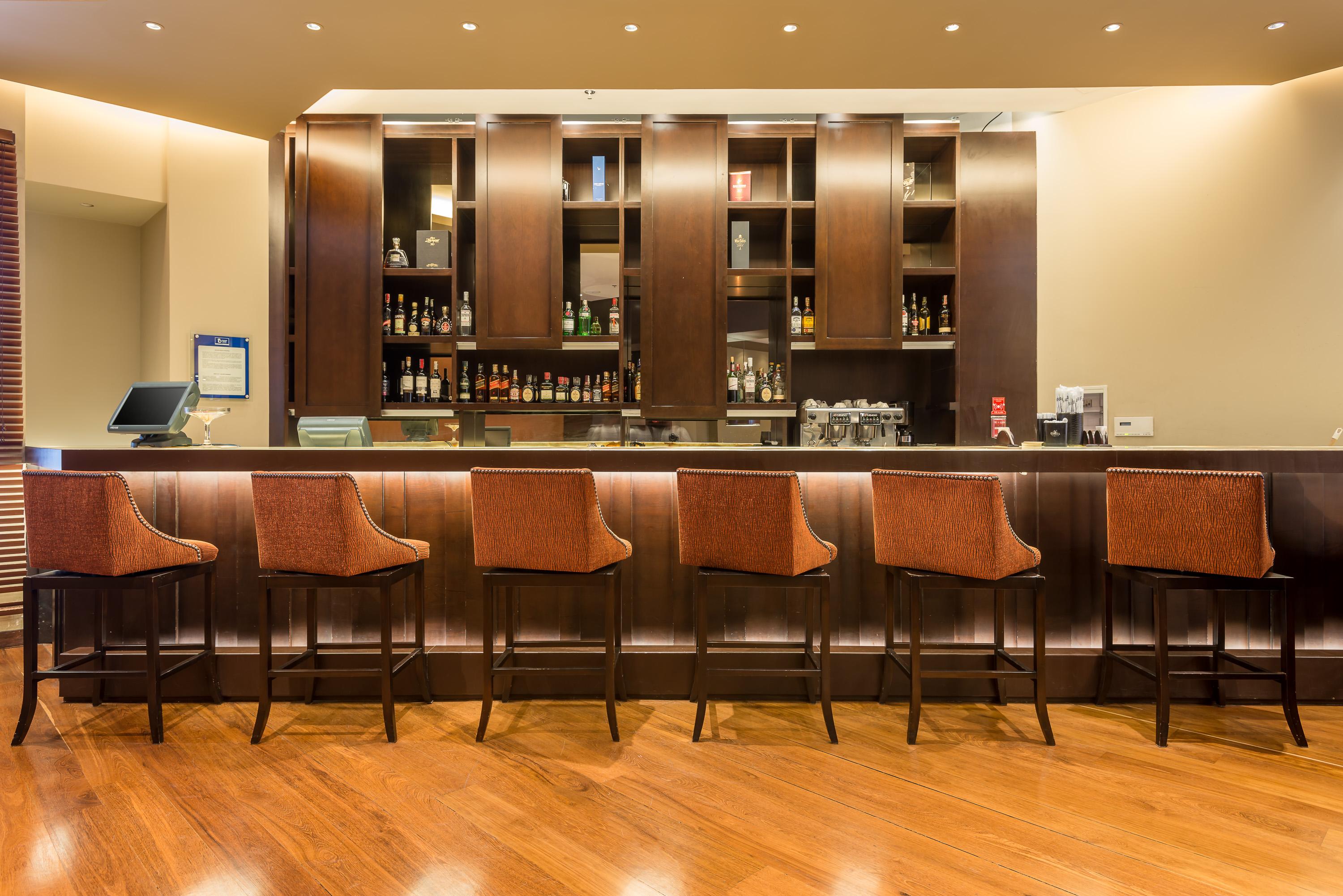 Casa Dann Carlton Hotel & Spa Bogotá Zewnętrze zdjęcie The bar at the lounge