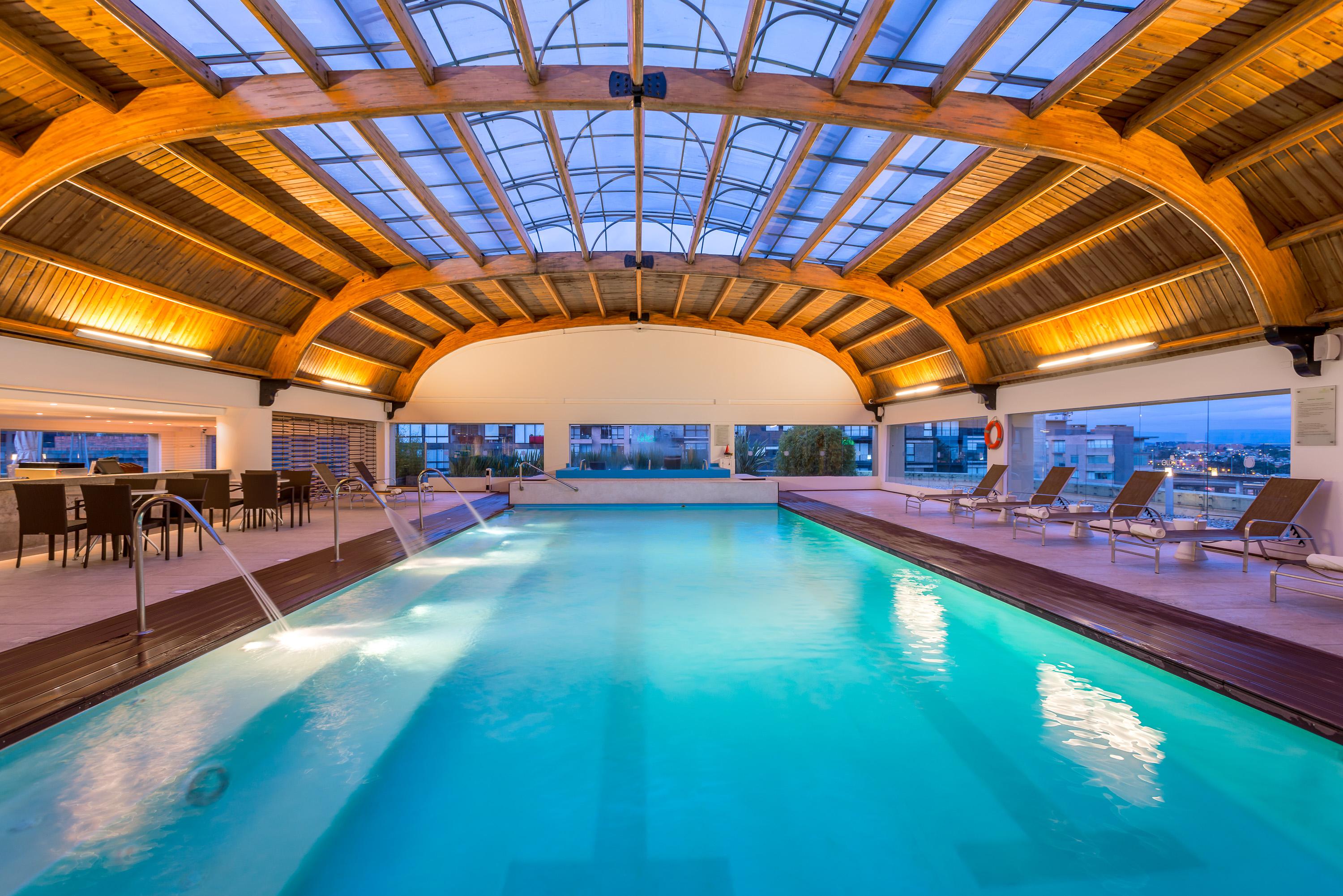 Casa Dann Carlton Hotel & Spa Bogotá Zewnętrze zdjęcie The pool at the hotel