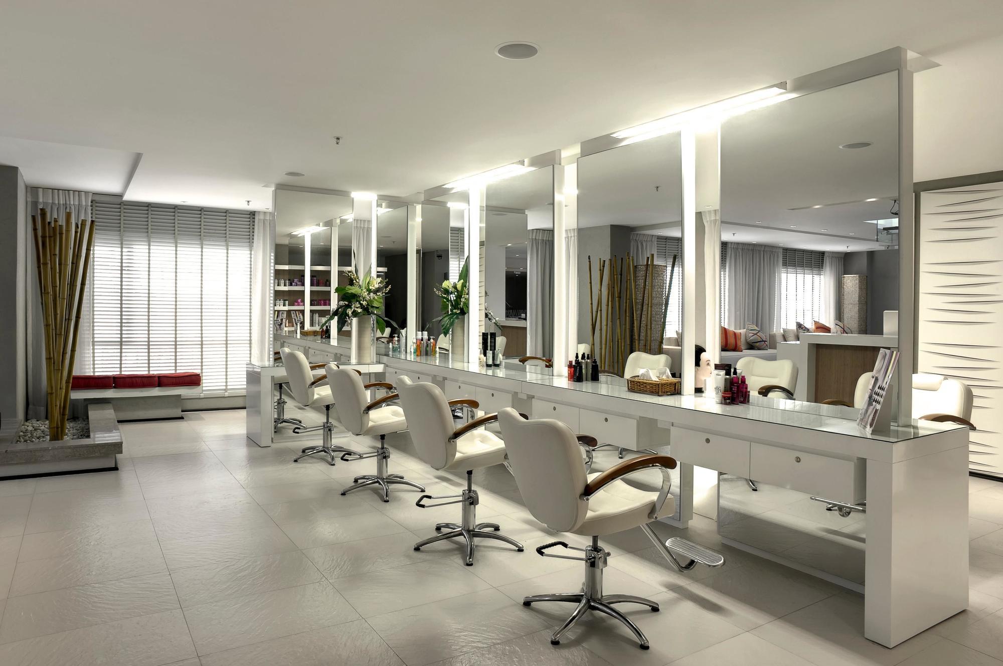 Casa Dann Carlton Hotel & Spa Bogotá Udogodnienia zdjęcie A hair salon in Madrid, Spain